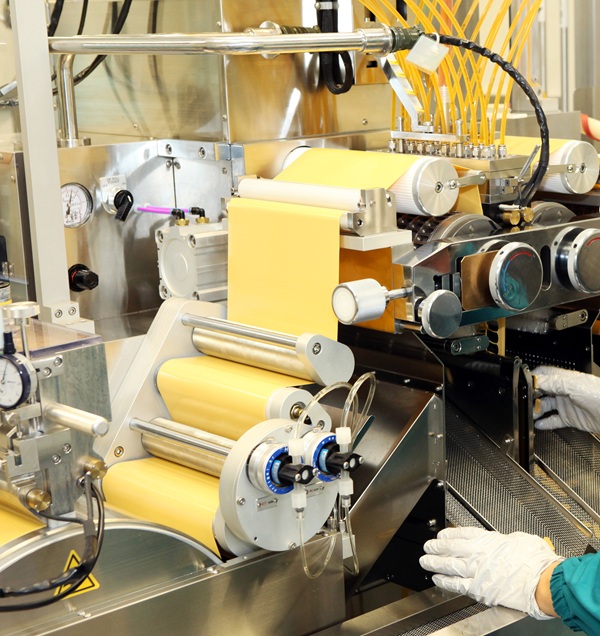 pharmaceutical-manufacturing-pic